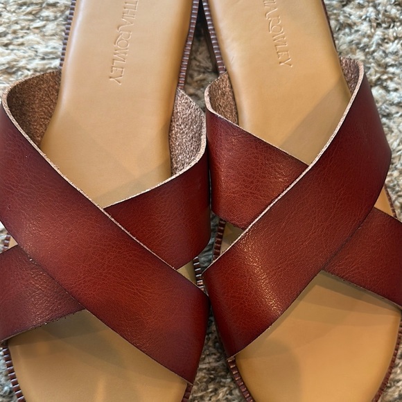 Cynthia Rowley Brown Slide Sandals NWOB - Picture 8 of 9